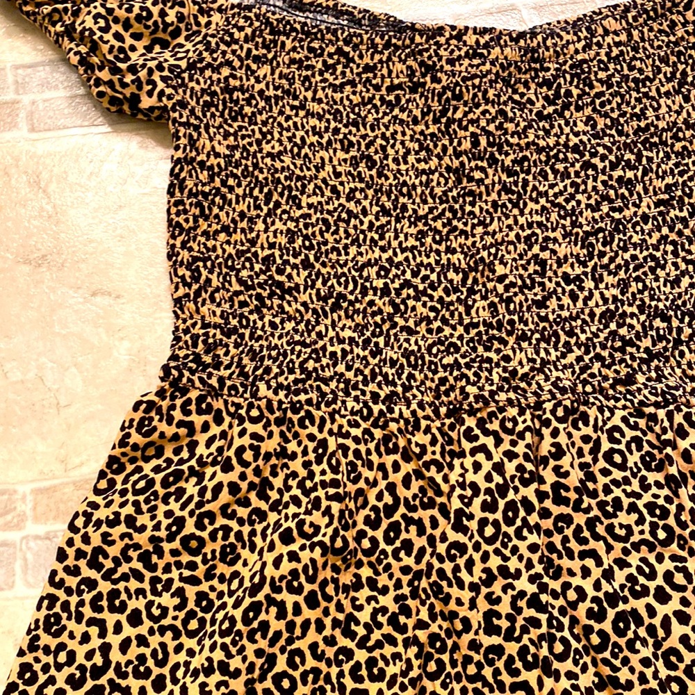 Leopard Romper - Picture 2 of 2